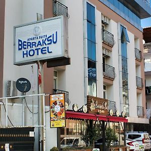 Berrak Su Hotel